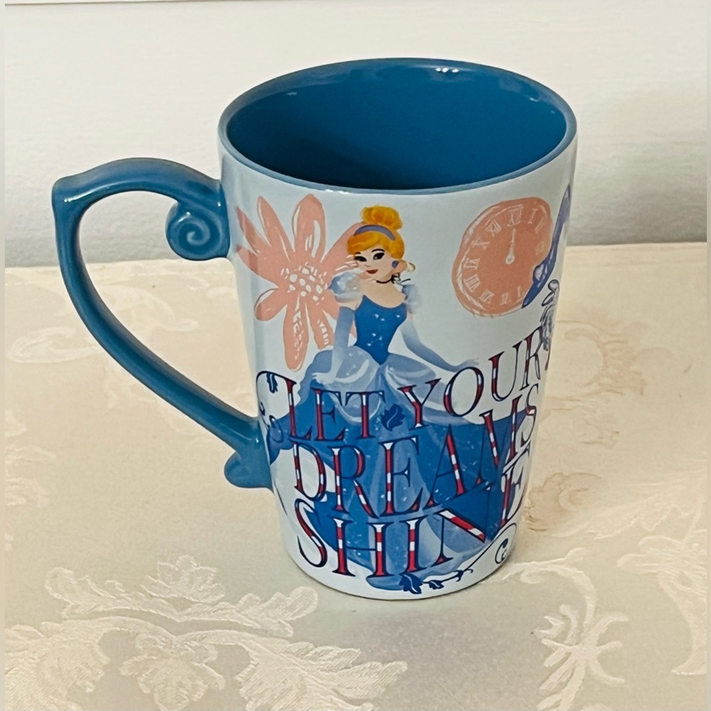DISNEY PARKS NEW 16 oz PRINCESS CINDERELLA COFFEE MUG TEA CUP AUTHENTIC USA NEW - Picture 3 of 12